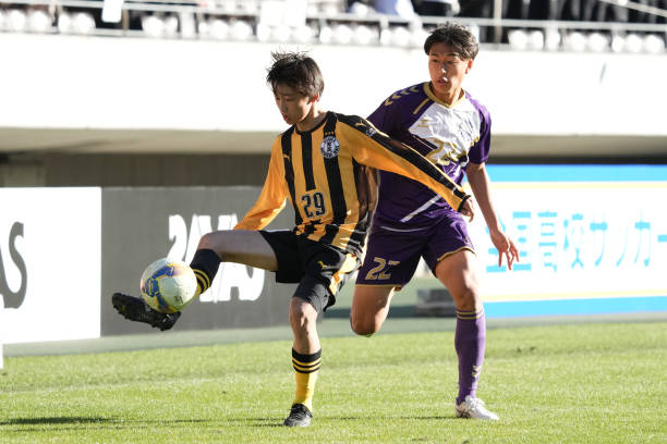 迪瓦对阵冈 迪瓦对阵冈