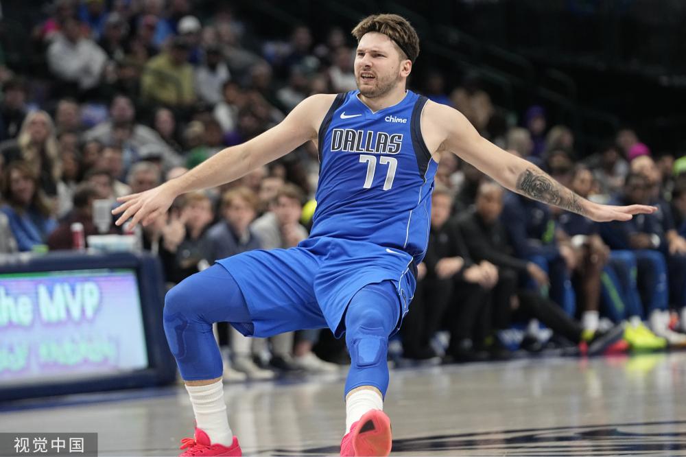 更是对足球 更是对足球